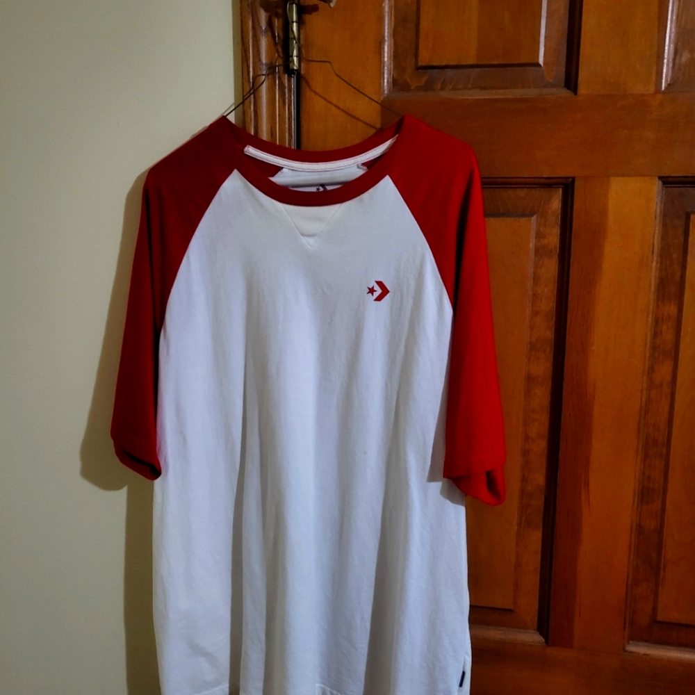 CONVERSE T SHIRT